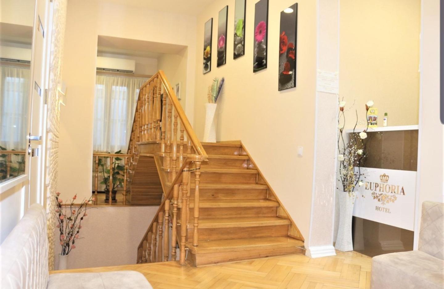 Euphoria Mariam Hostel Tbilisi Ngoại thất bức ảnh